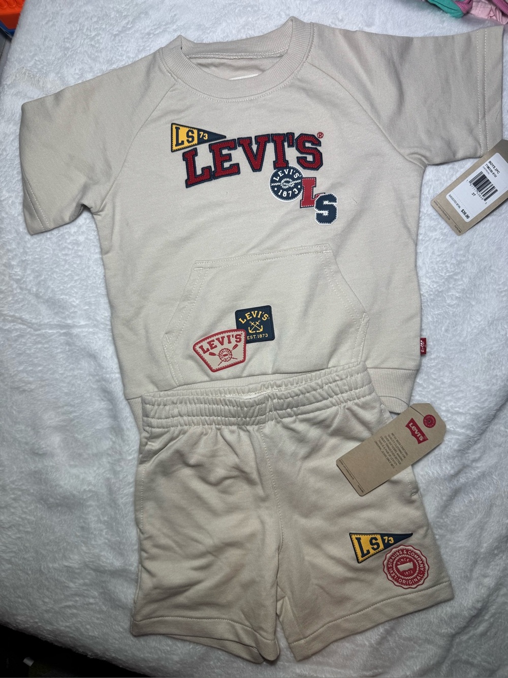 Levi's Beige Kids Shorts Set - Logo Patch Detail size 3T